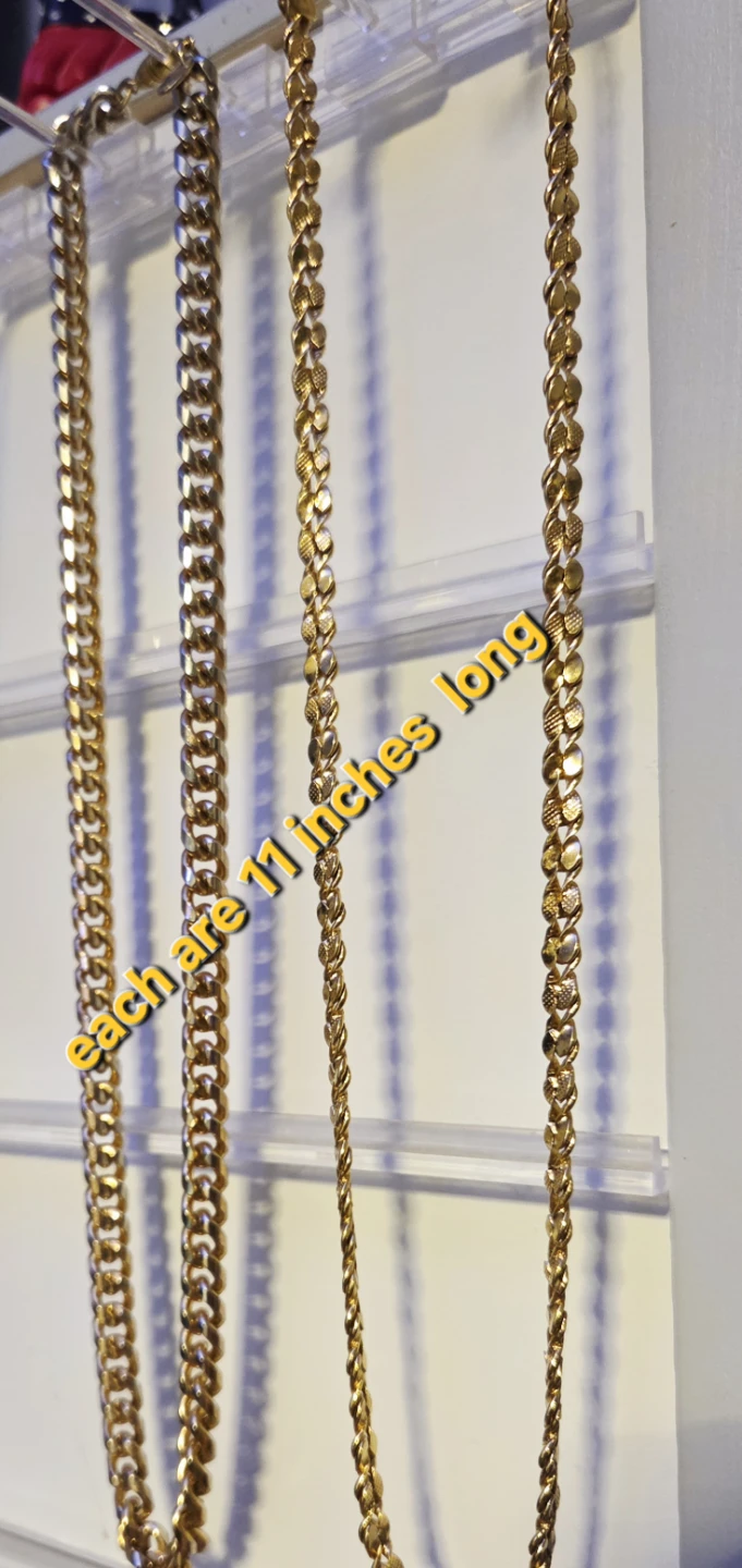 Gold tone chains (set of 2)