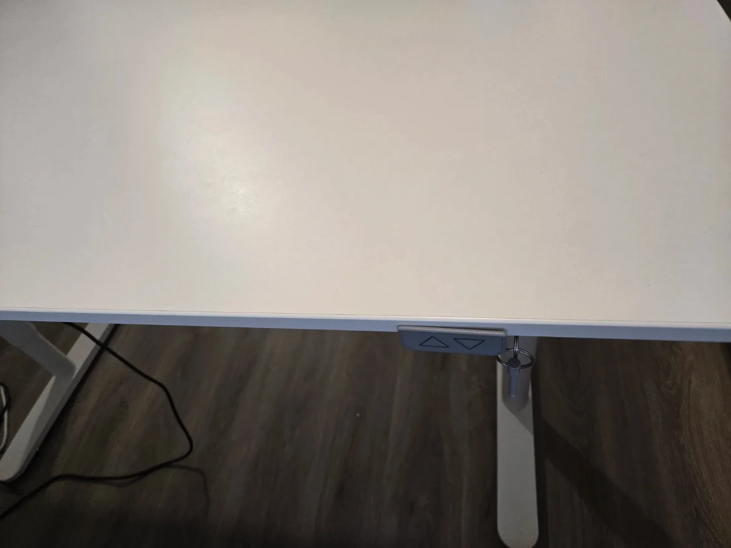 IKEA adjustable table [Moving out Final sale 🚚] - photo 2