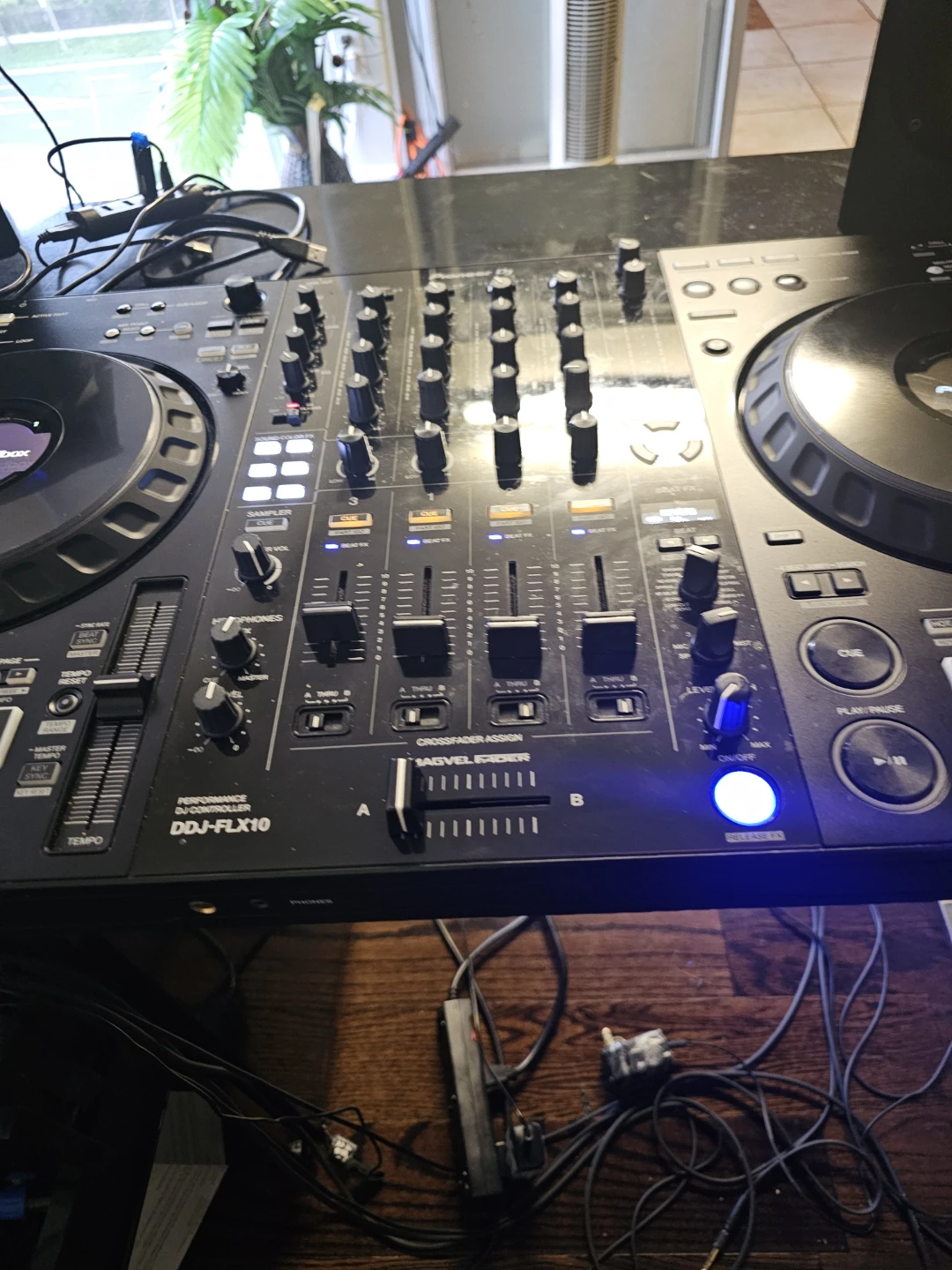 Pioneer DJ DDJ-FLX10 DJ Controller - photo 3