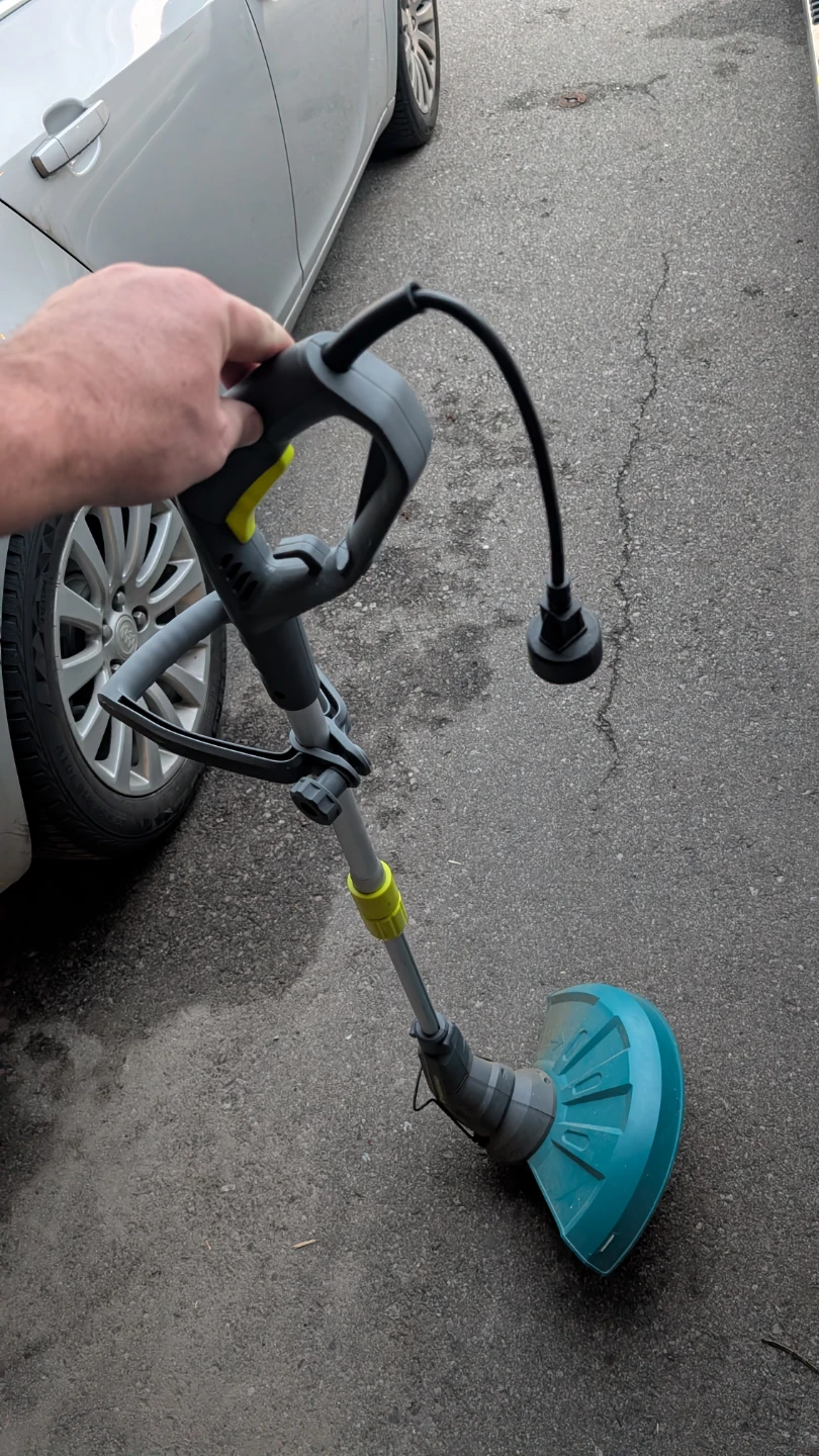Yardworks Electric String Trimmer
