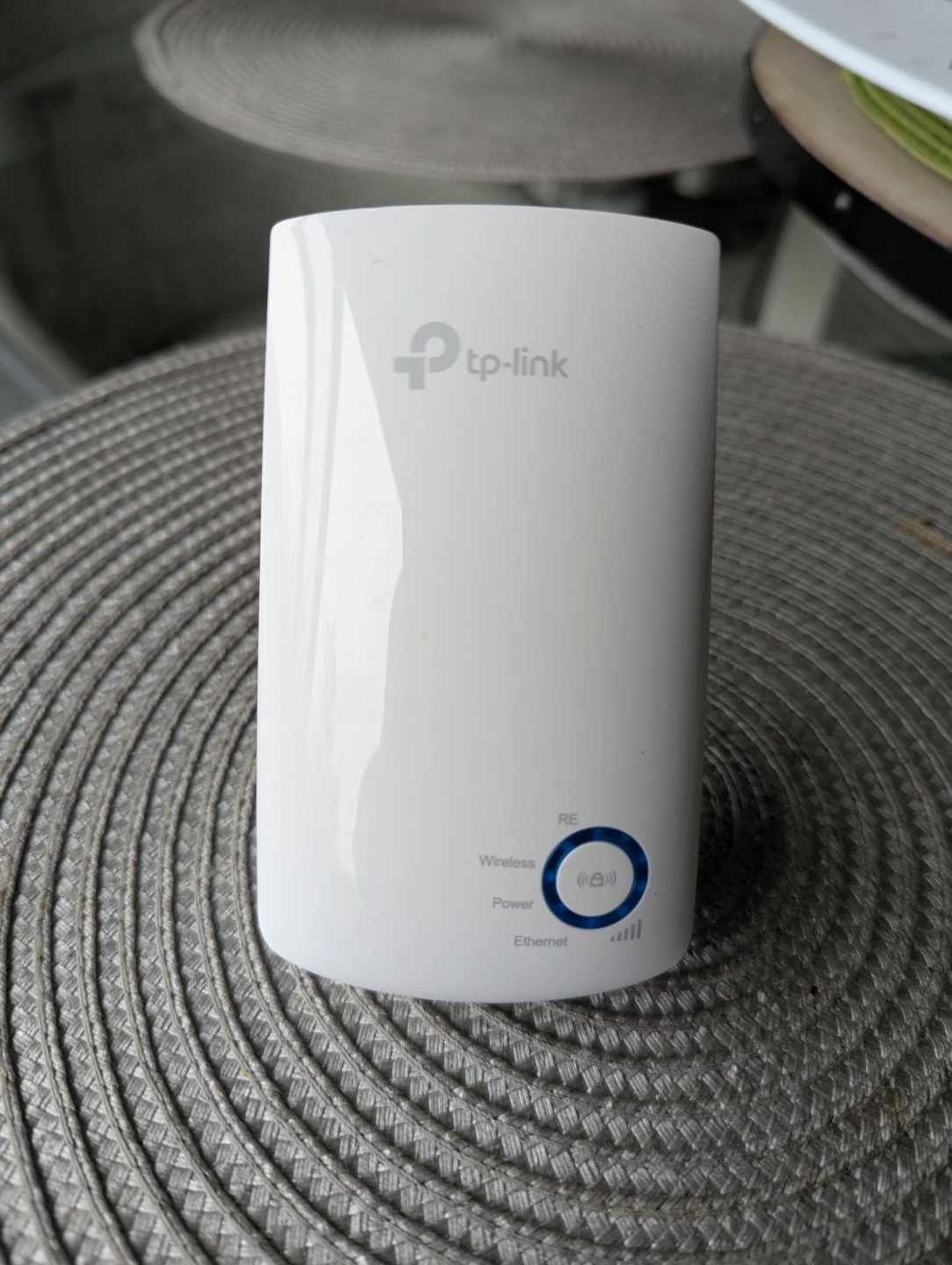 TP-Link 300Mbps Wi-Fi Range Extender