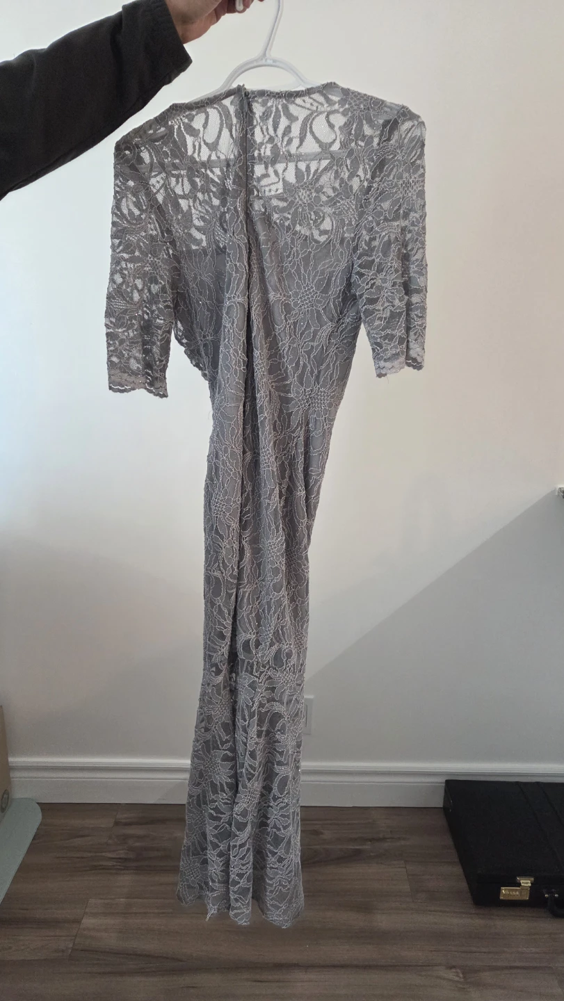 Grey Lace Gown - photo 3