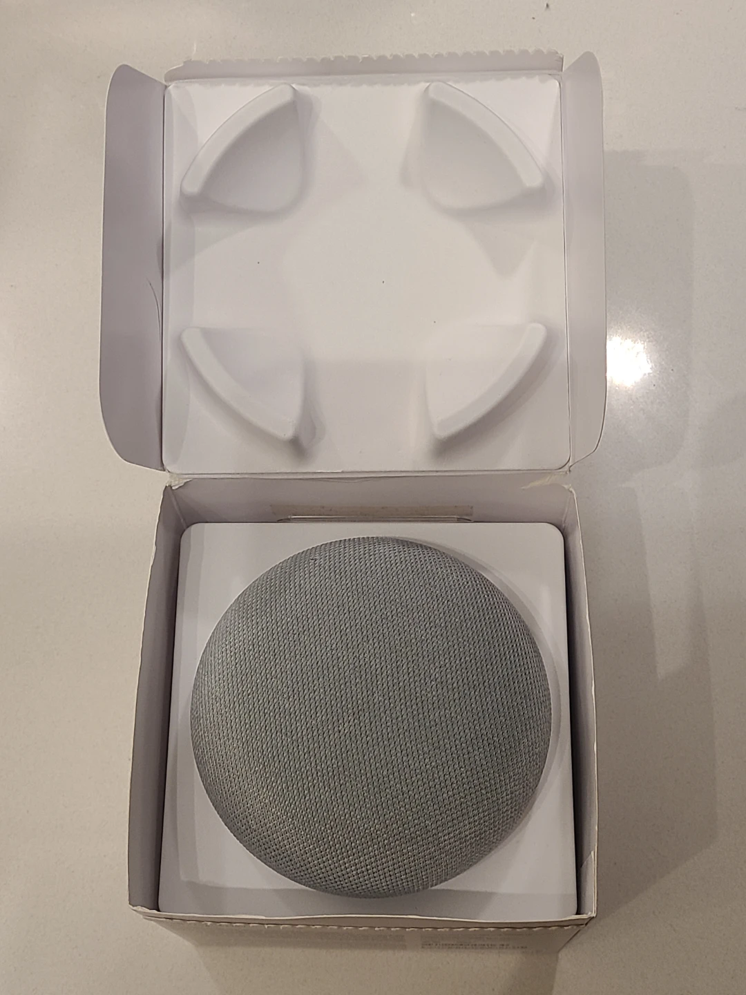 Google Home Mini Chalk - 1st Generation - photo 4