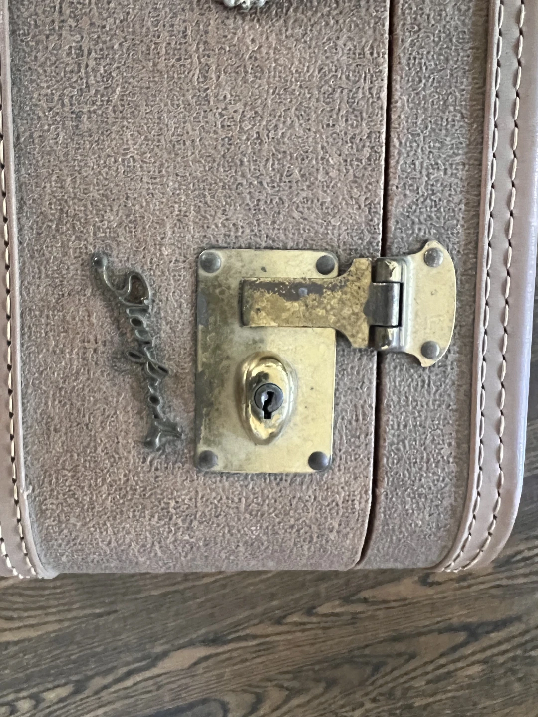Vintage suitcase - photo 4