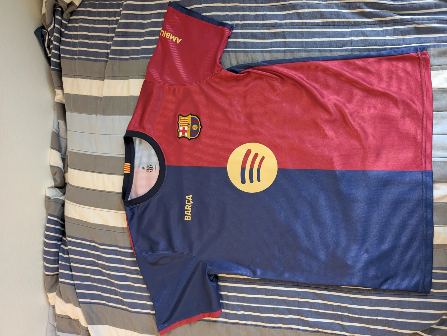 FC Barcelona 2022-2023 "Pedri 8" Jersey - Size M - photo 2