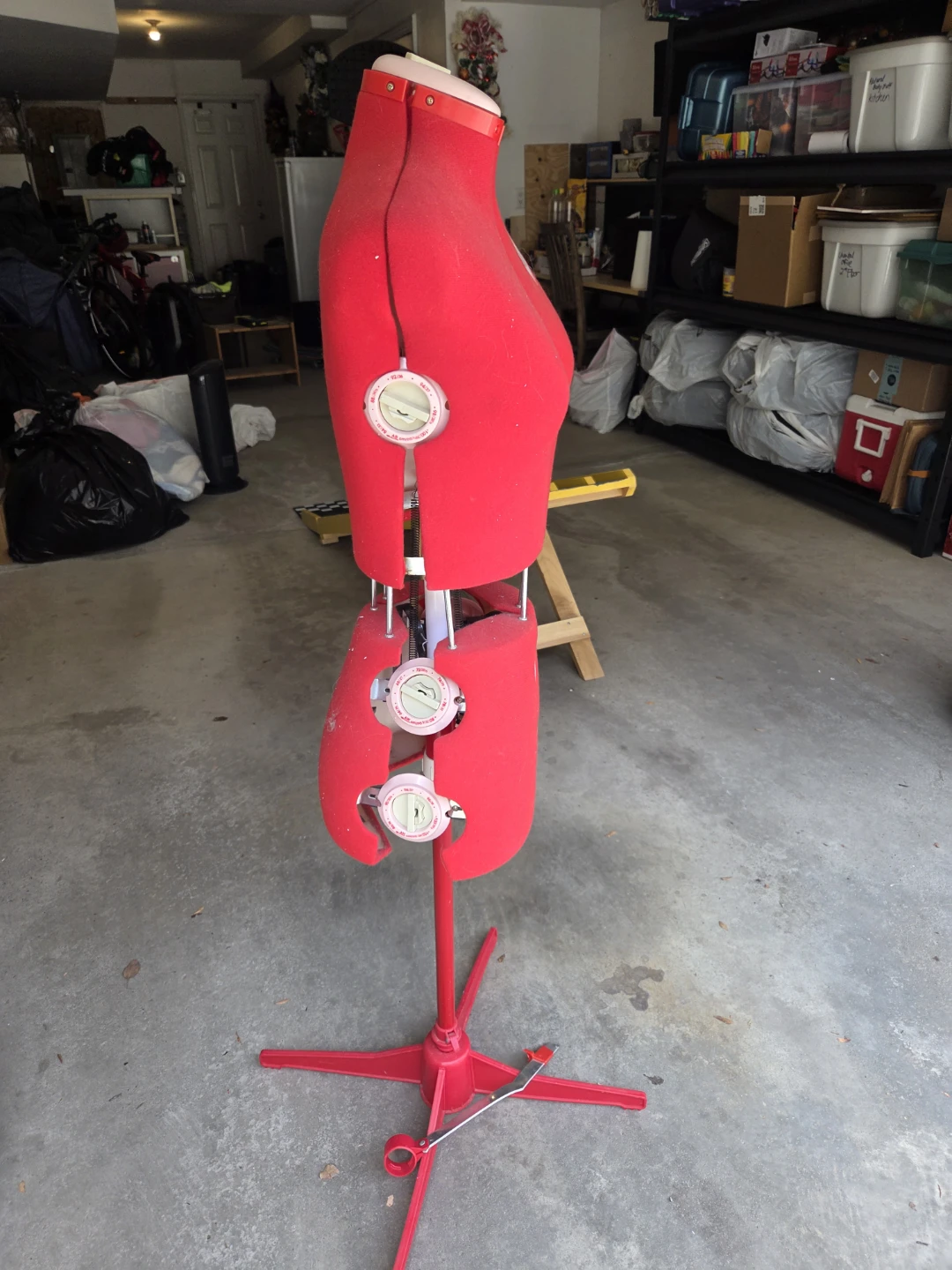 Red Singer 150 Sewing Mannequin