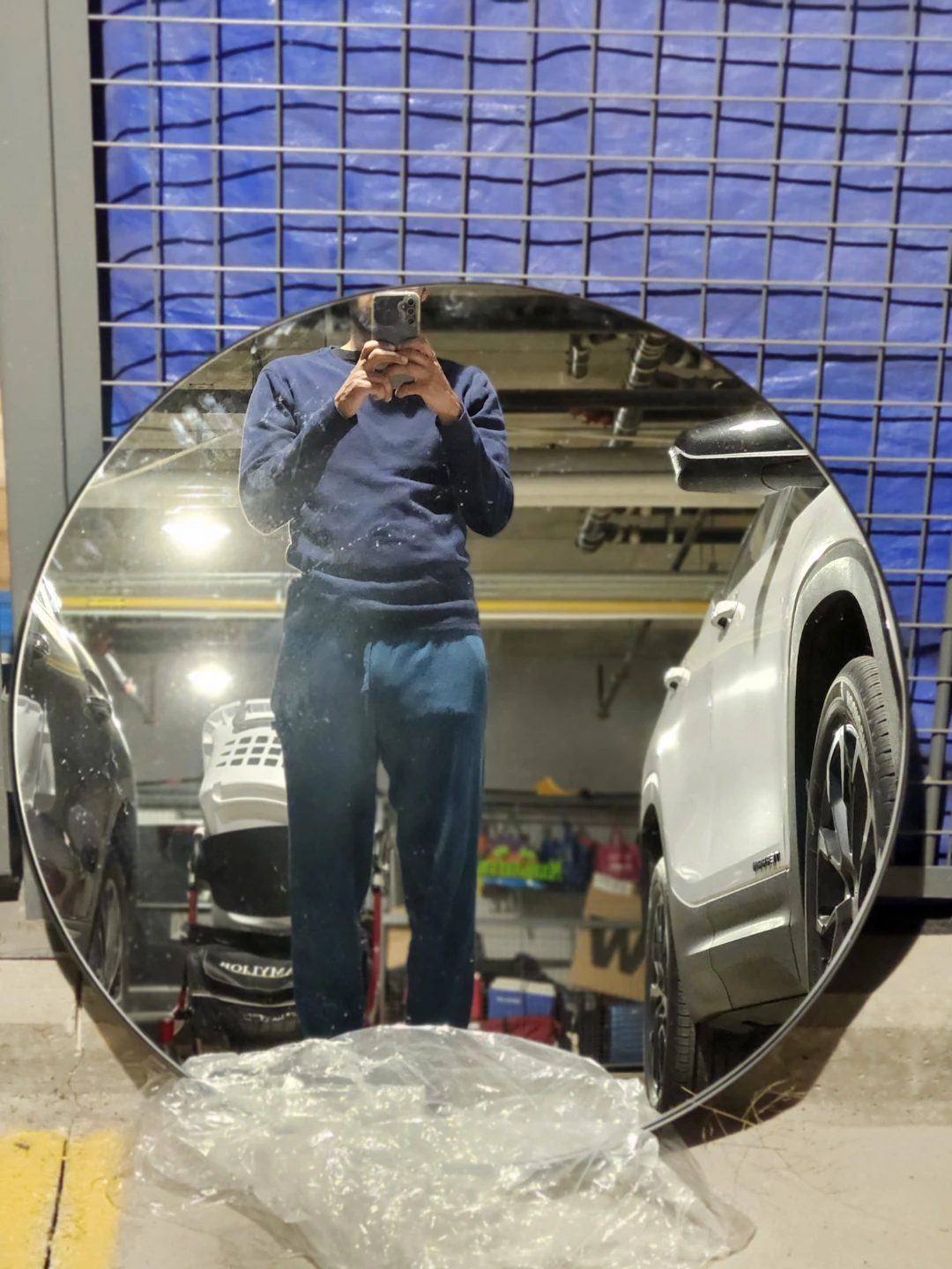 Round Wall Mirror - photo 2
