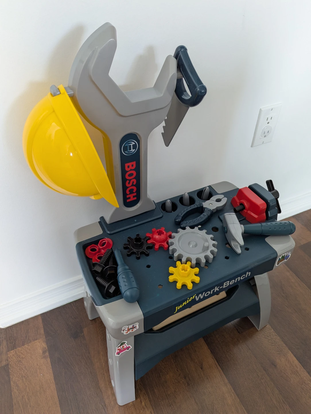 Bosch Junior Workbench for Kids - photo 3