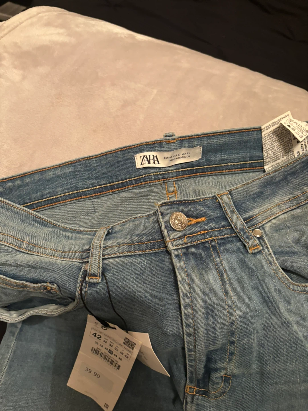Zara Skinny Fit Jeans - Light Blue Wash, Size 32