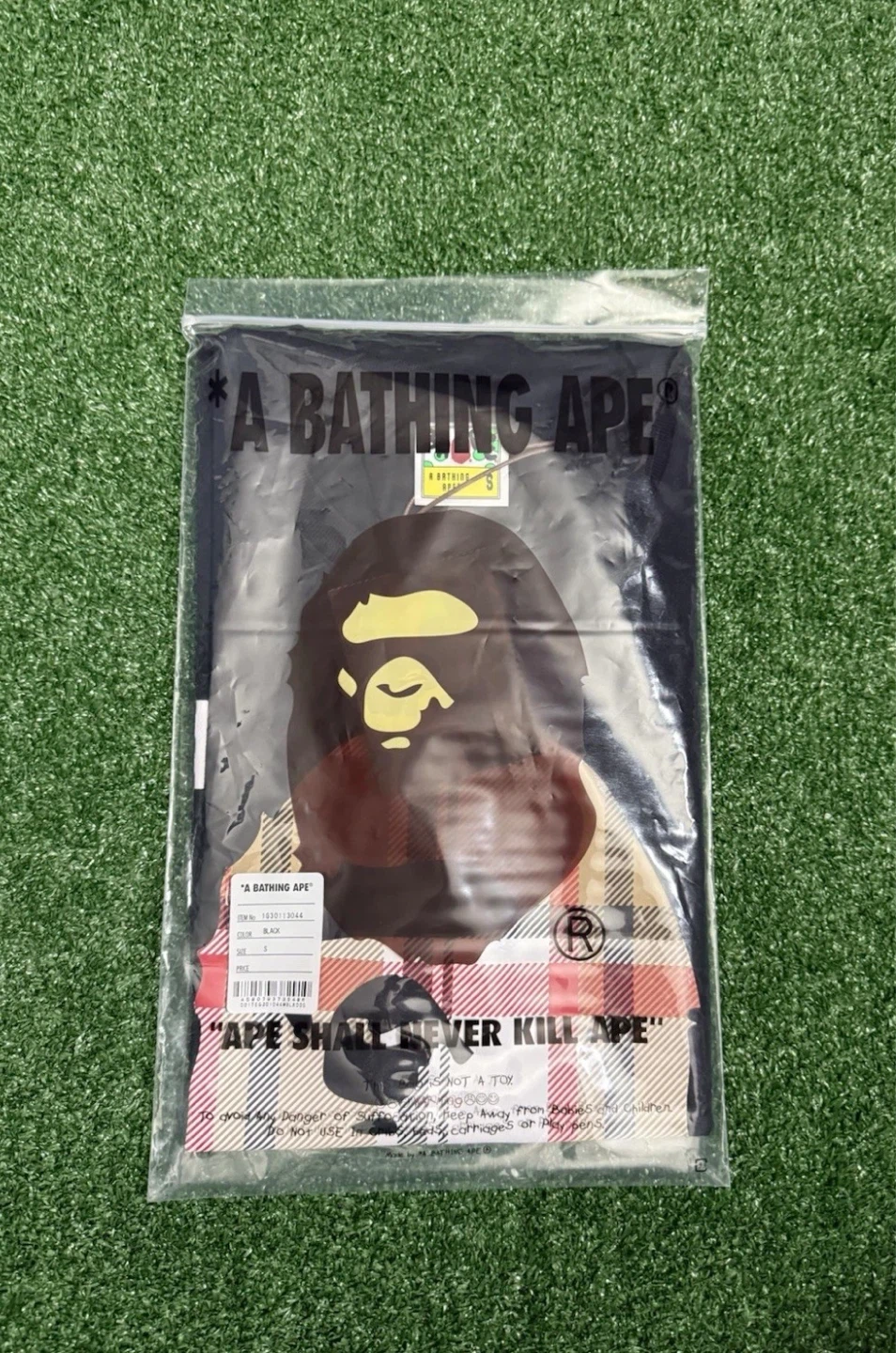 A Bathing Ape Black Graphic T-shirt Nova Check Plaid Print - photo 3
