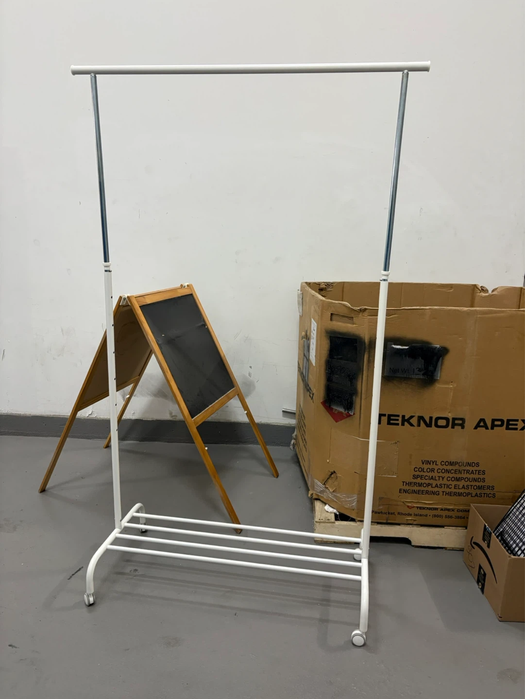A variety of ikea furniture - photo 4