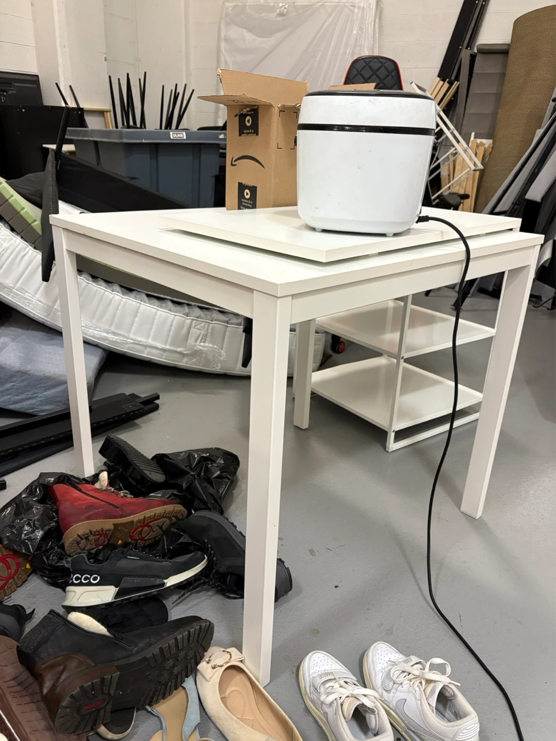 A variety of ikea furniture - photo 2