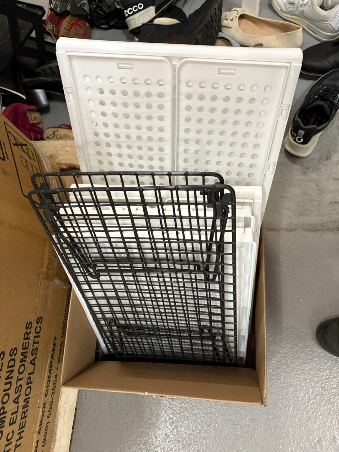 A variety of ikea furniture - photo 3