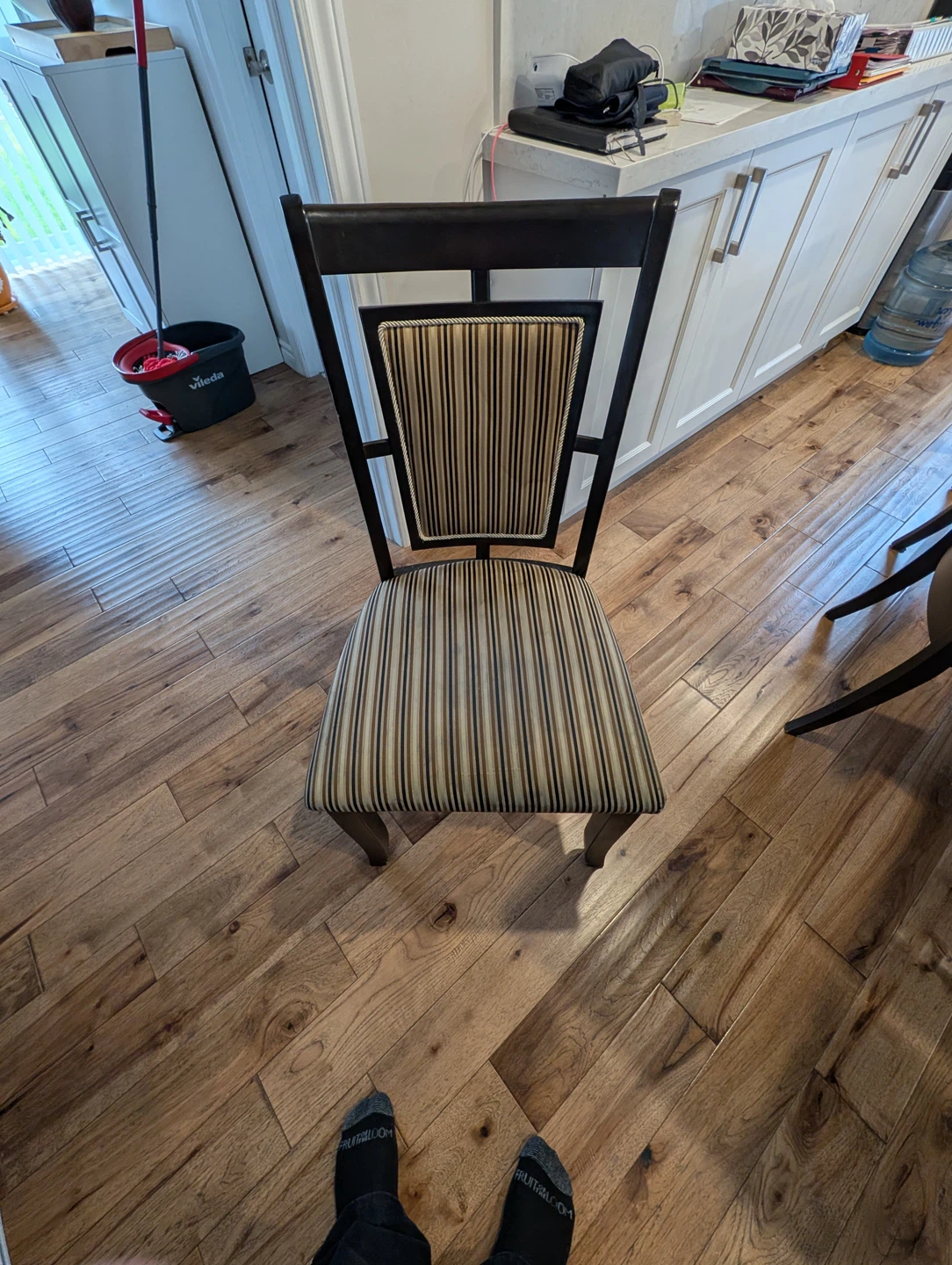 Dark Wood Dining Table with 6 Chairs - photo 4