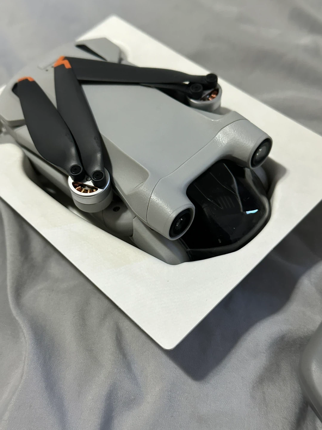 DJI Mini 3 Pro Drone - photo 2