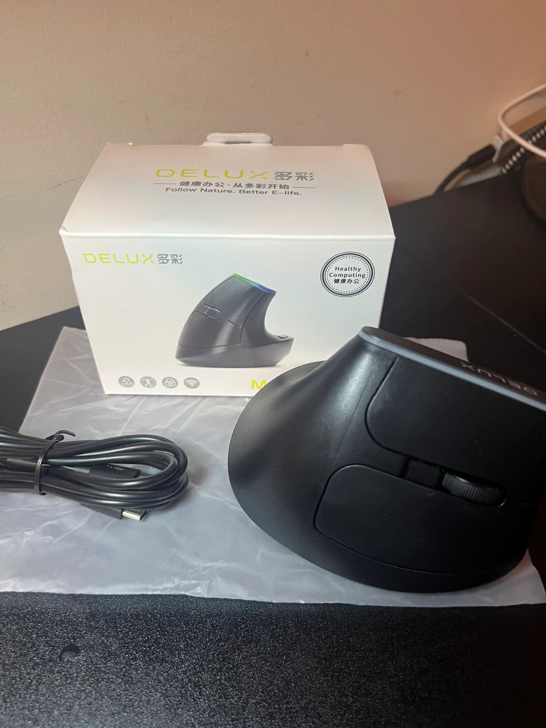 Negotiable - DELUX M618BC Ergonomic Vertical Mouse - Black - photo 2