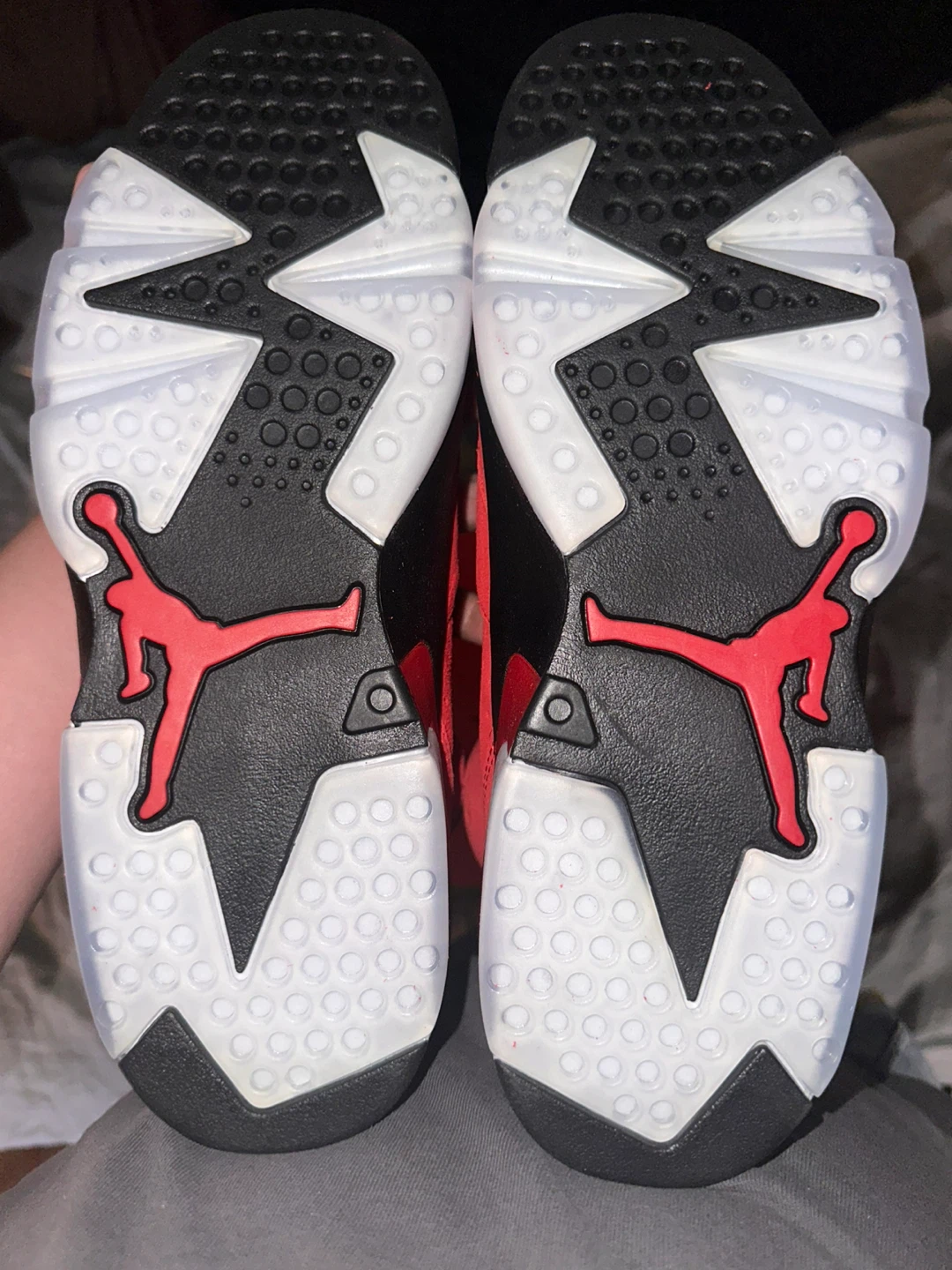Air Jordan 6 Retro Varsity Red/Black Sneakers Size 9.5 - photo 3