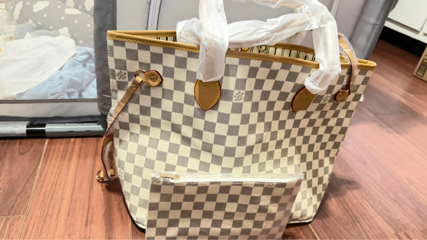 Louis Vuitton Damier Azur Neverfull GM Tote Bag with Pouch