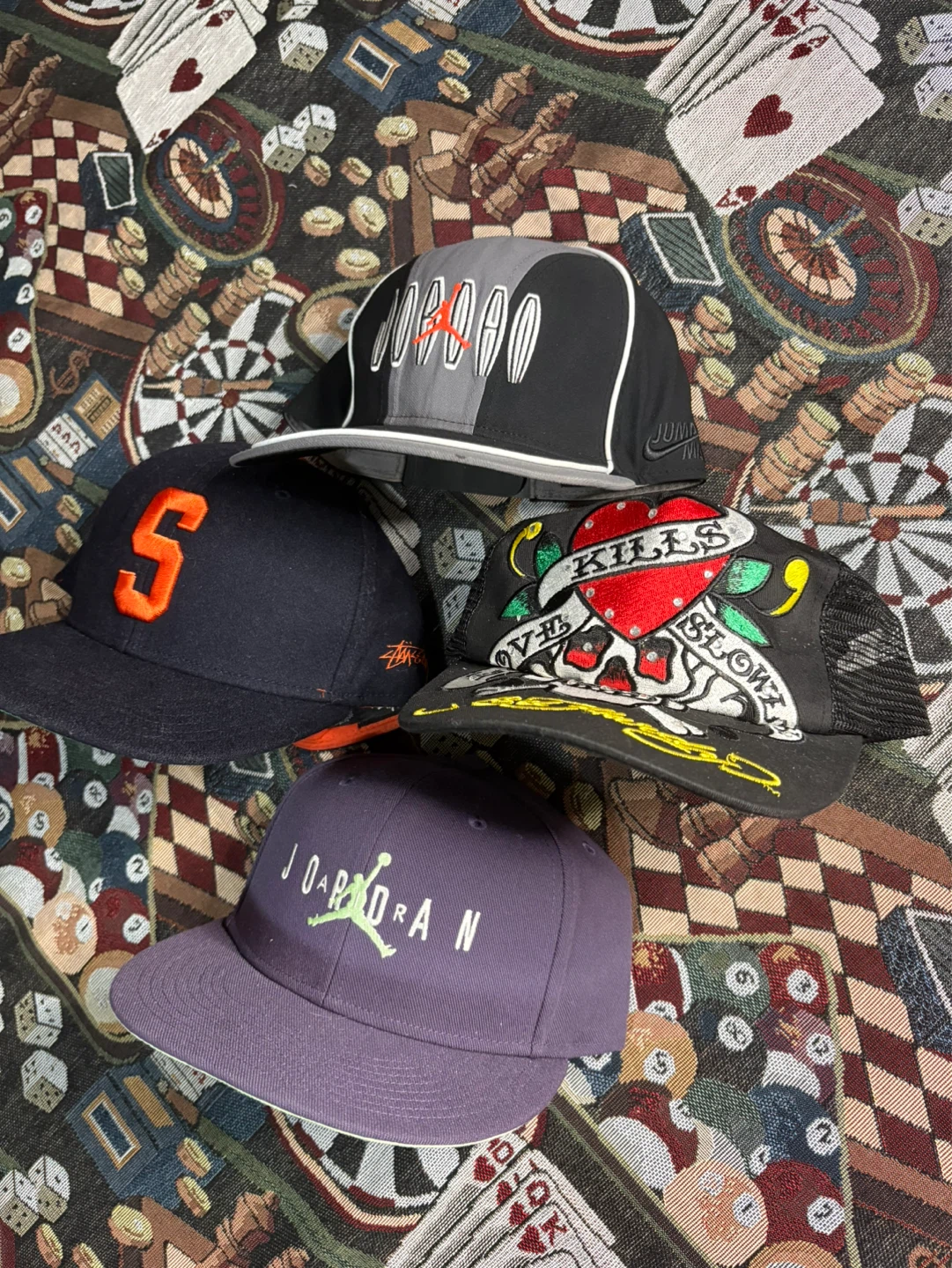 Snapback hats