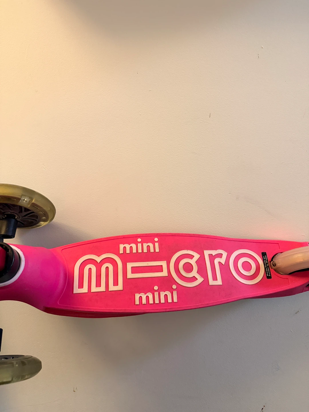 Micro Mini Deluxe Scooter - Pink - photo 4