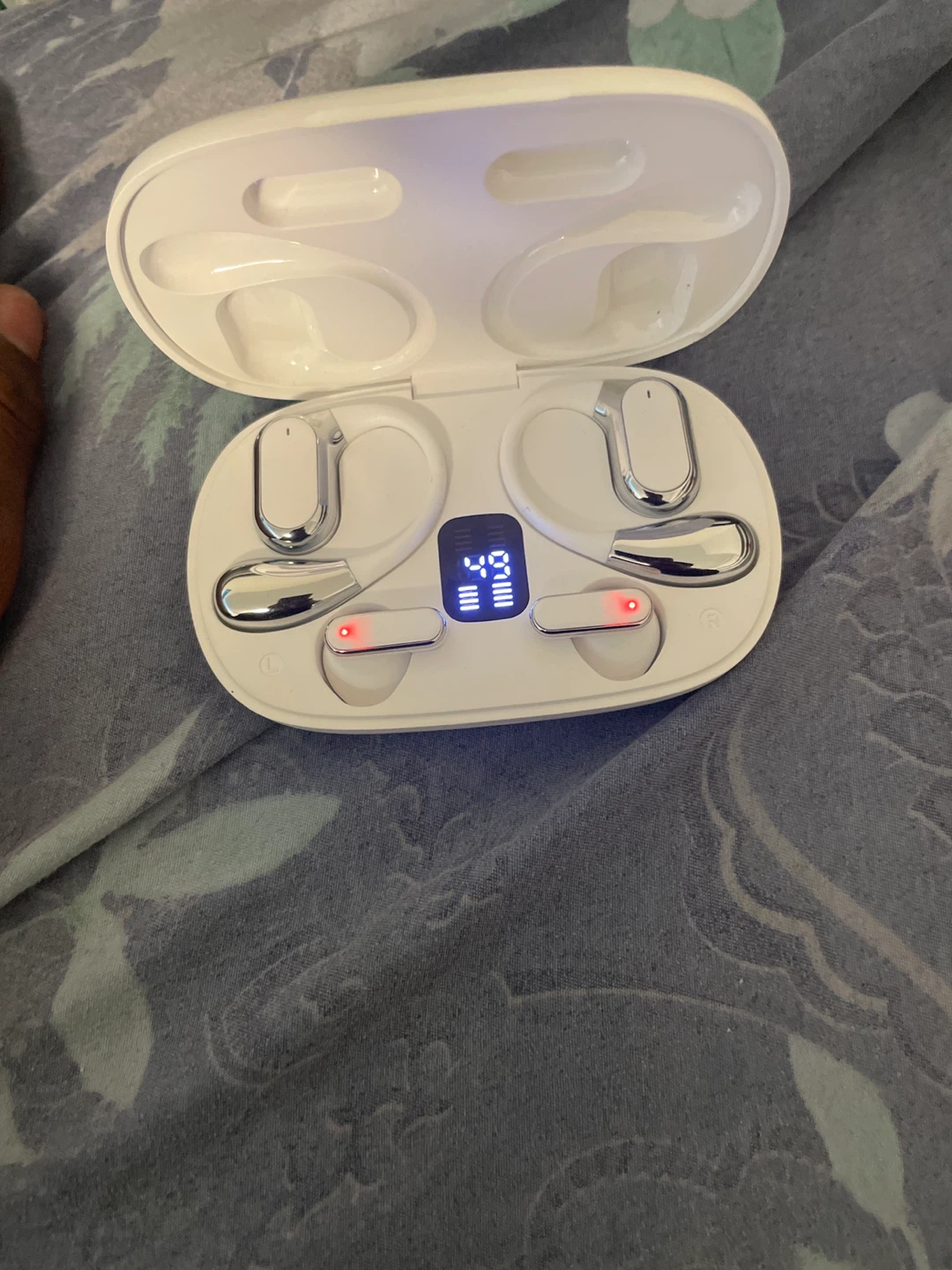 White Wireless Earbuds with Charging Case