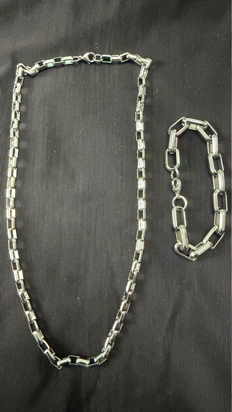 Chain Necklace and Bracelet Set