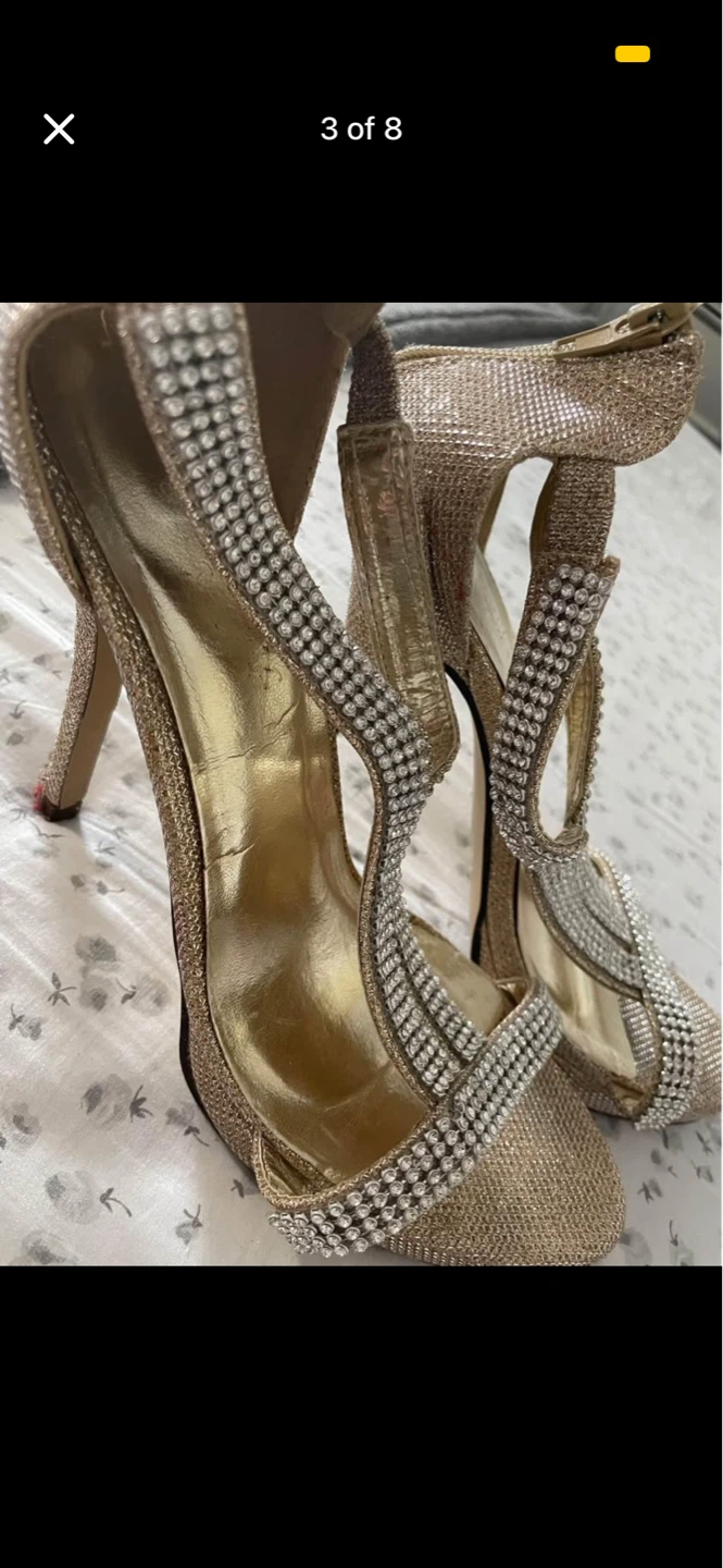 Women's Gold Sparkly Heels Size 9 - photo 3