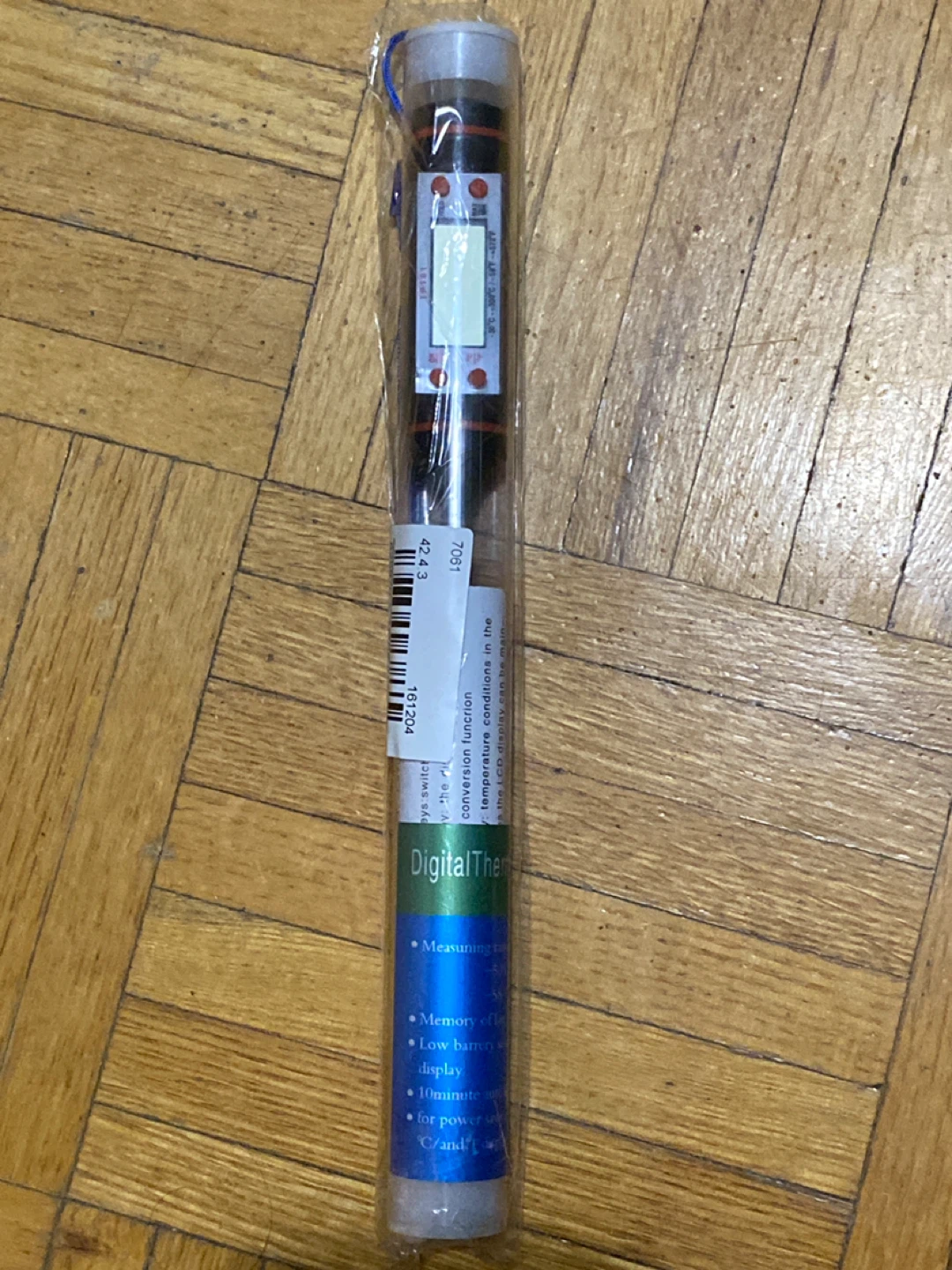 Digital Thermometer with LCD Display