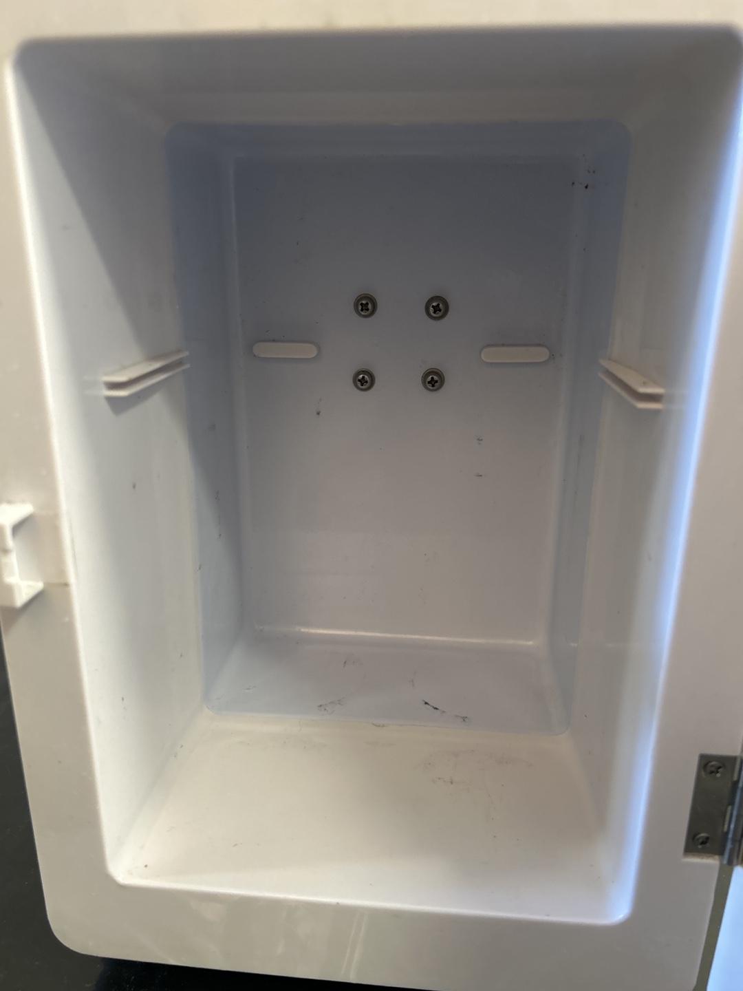 Compact Mini Fridge - Hot/Cold - photo 3
