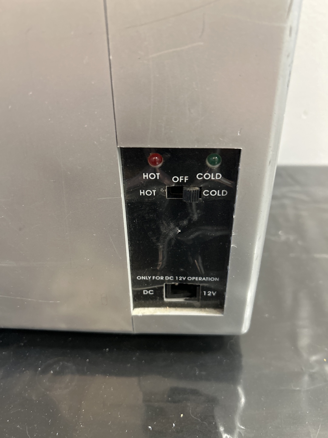 Compact Mini Fridge - Hot/Cold - photo 4