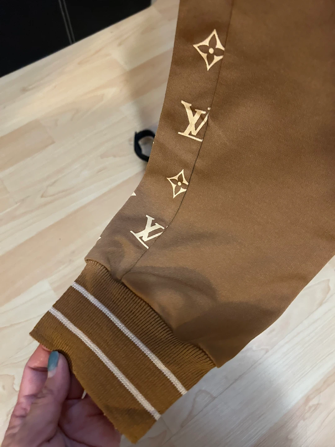 Brown Louis Vuitton Monogram Tracksuit Set - photo 5