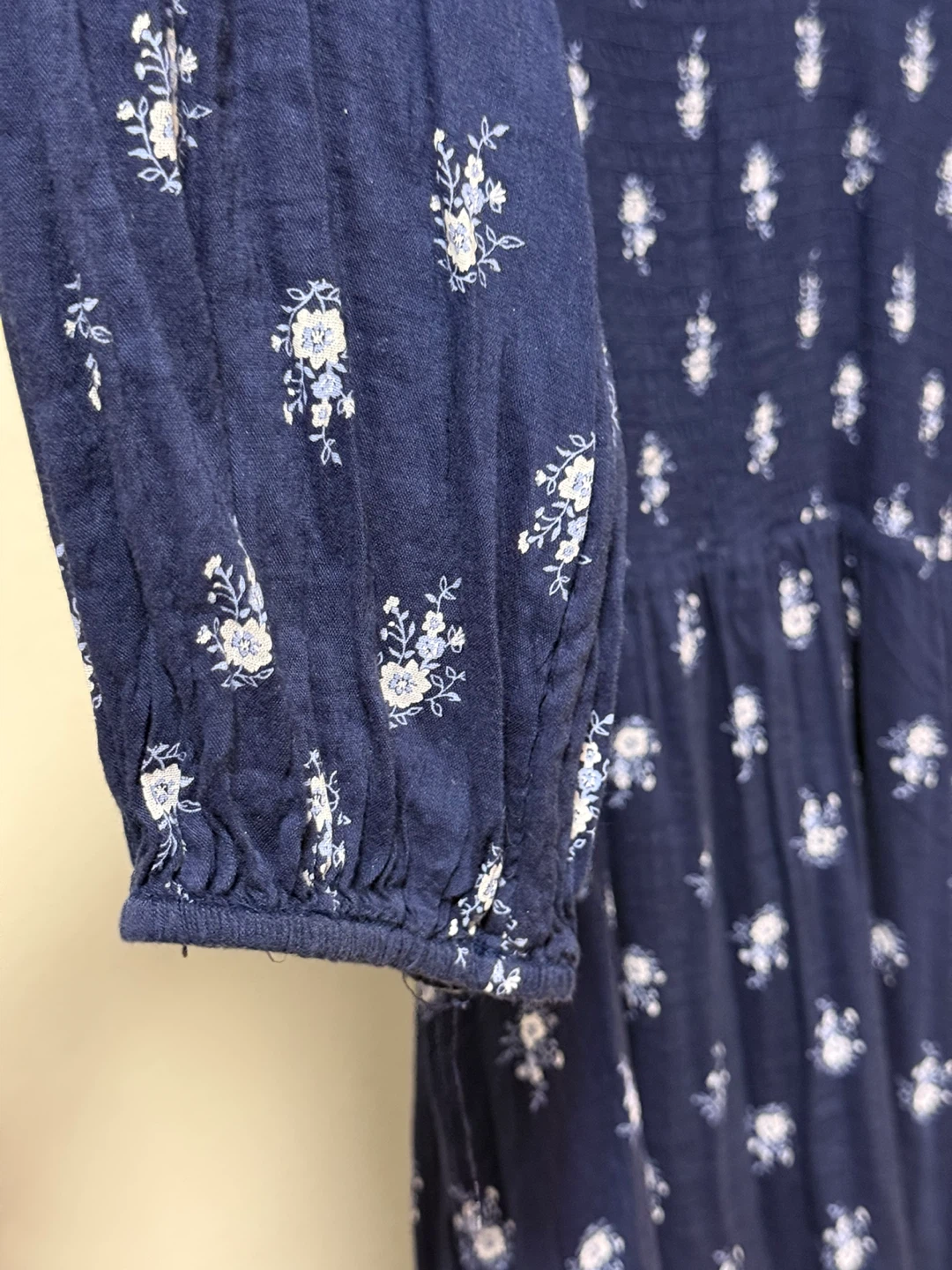 Old Navy Navy Floral Smocked Peplum Dress Size M - photo 2