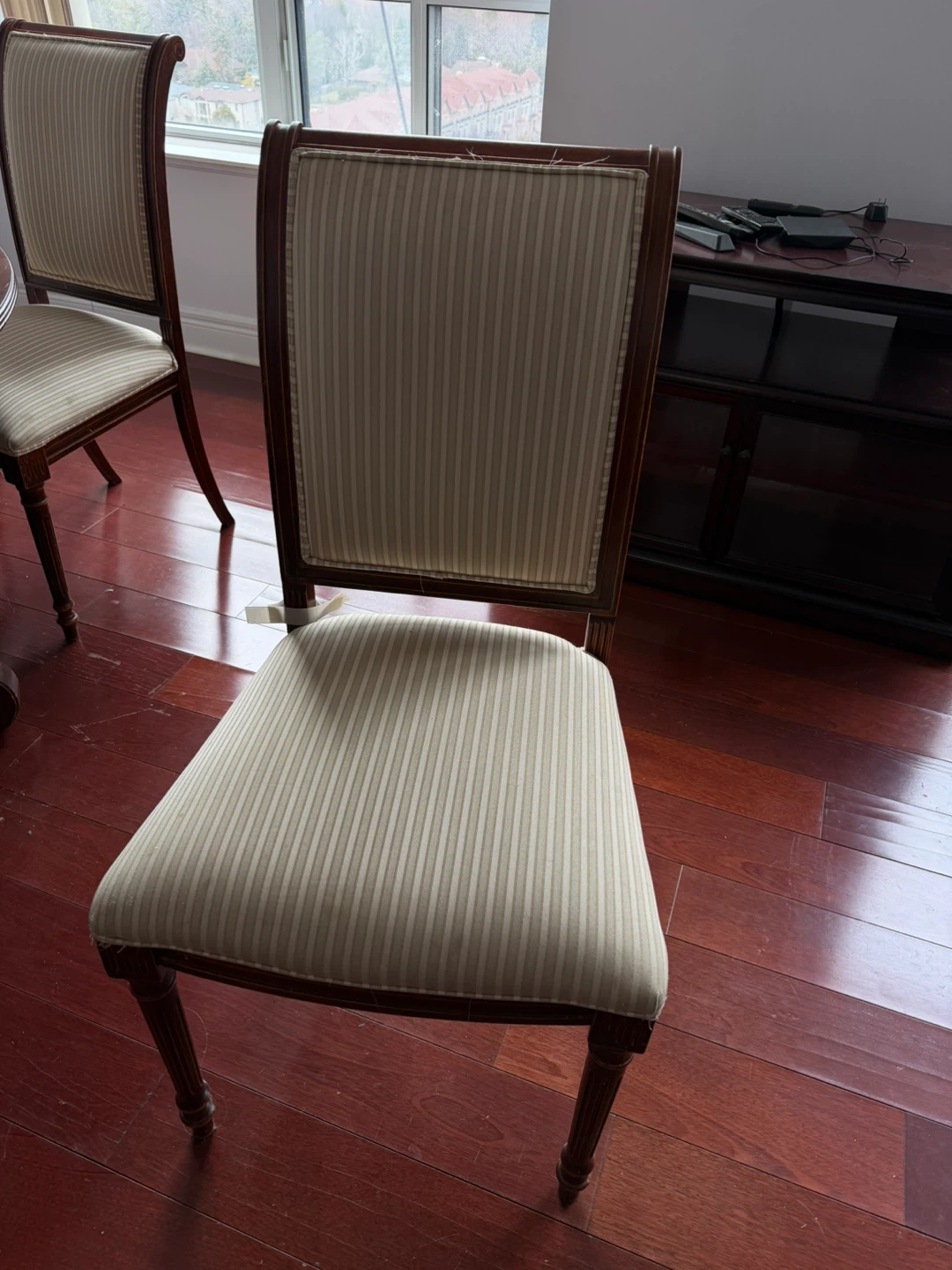 Solid Wood Set of Dining Chairs and Table - photo 2