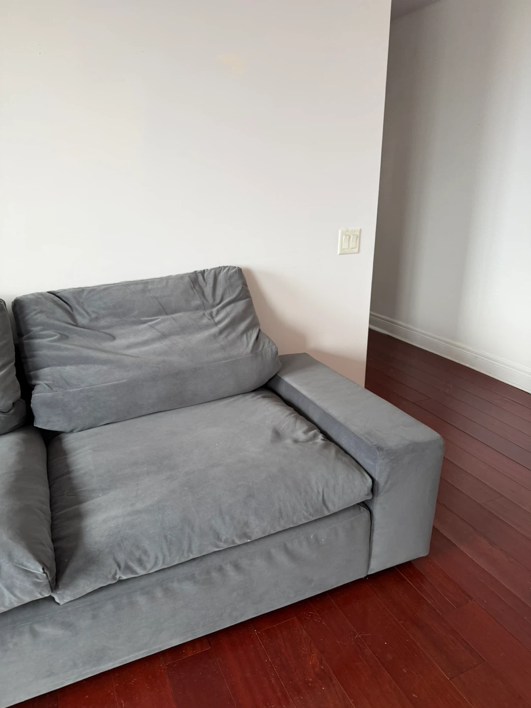 Grey Sofa - photo 3