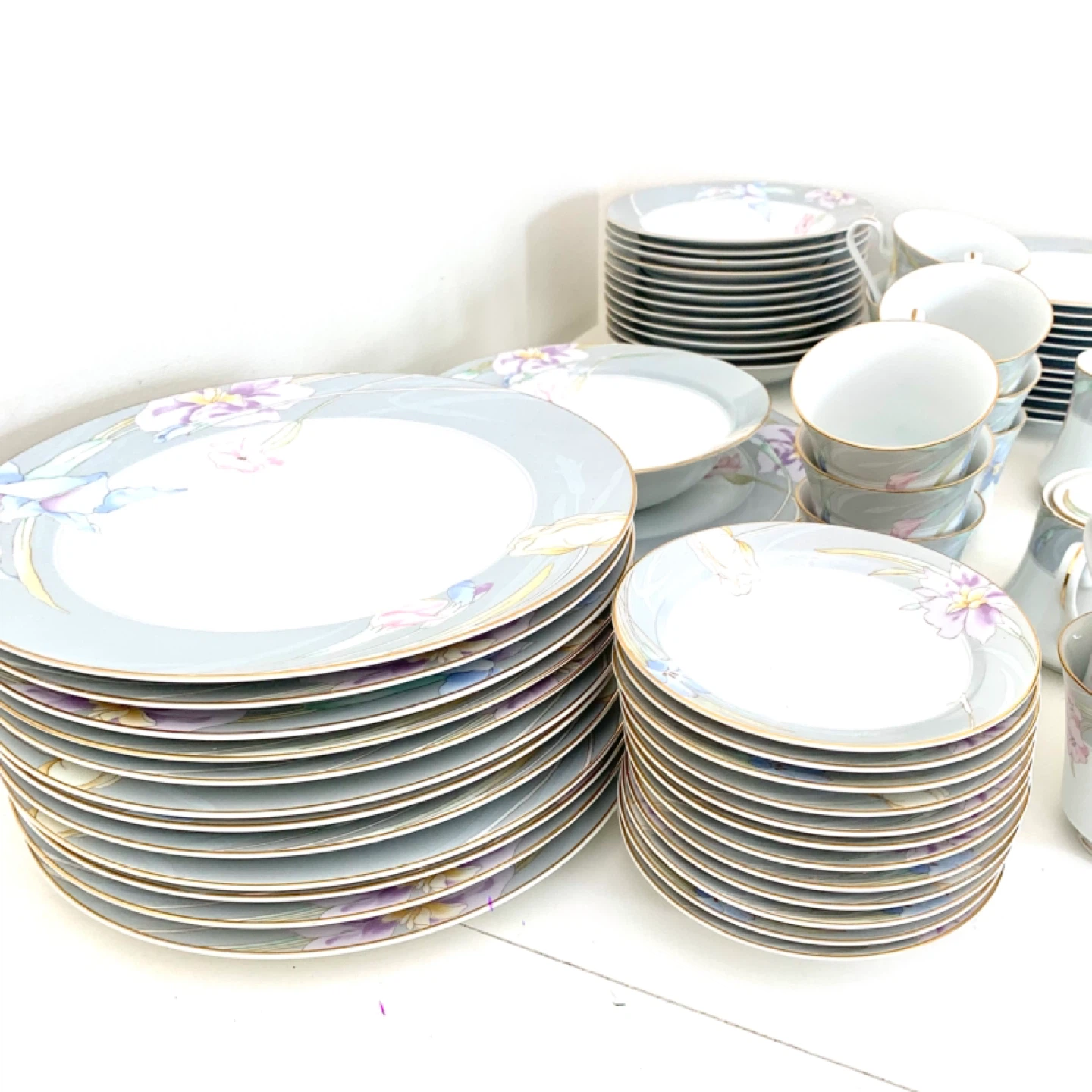 Fine China Dinnerware 78Pc Set Mikasa Charisma Plates Cups Bowls - photo 4