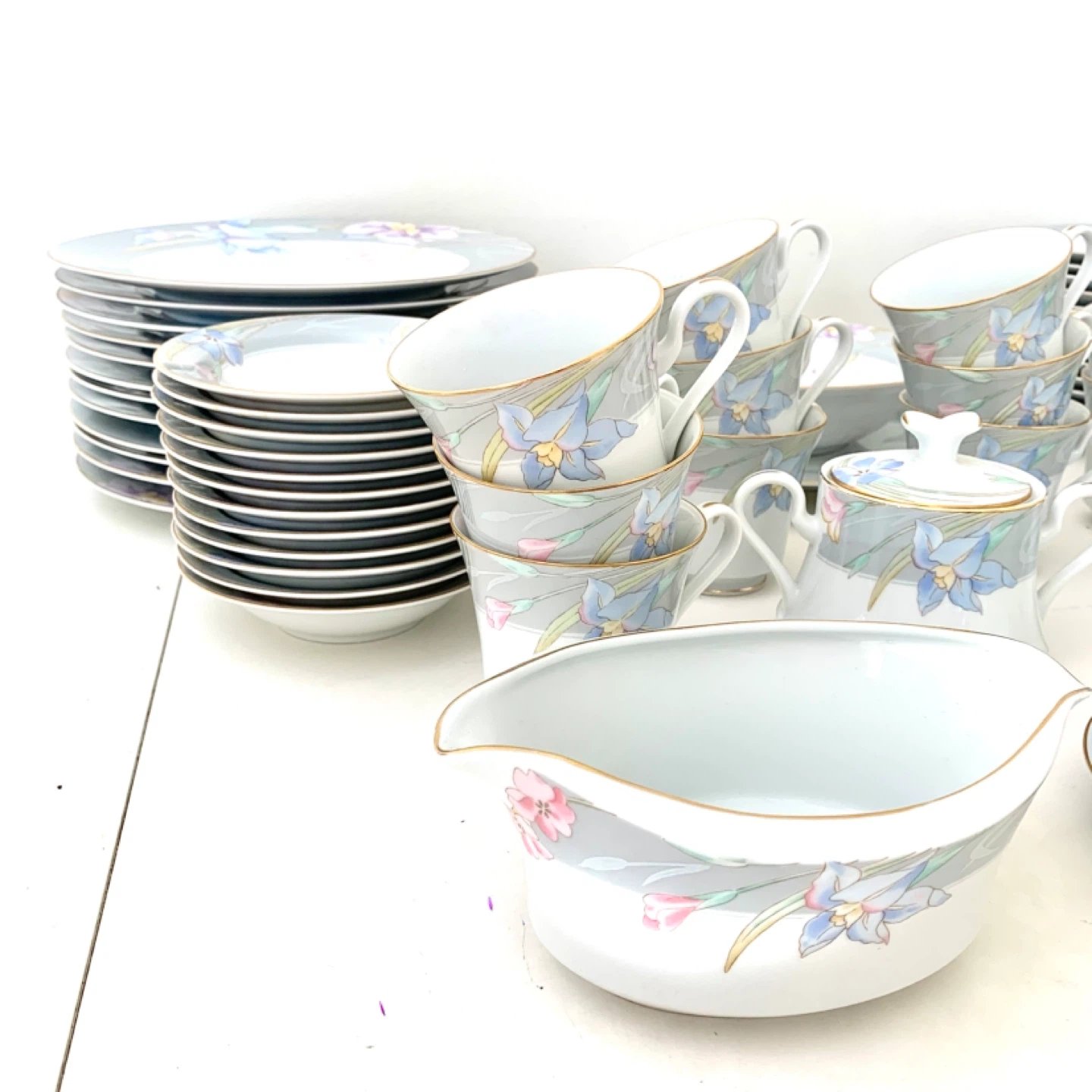 Fine China Dinnerware 78Pc Set Mikasa Charisma Plates Cups Bowls - photo 3