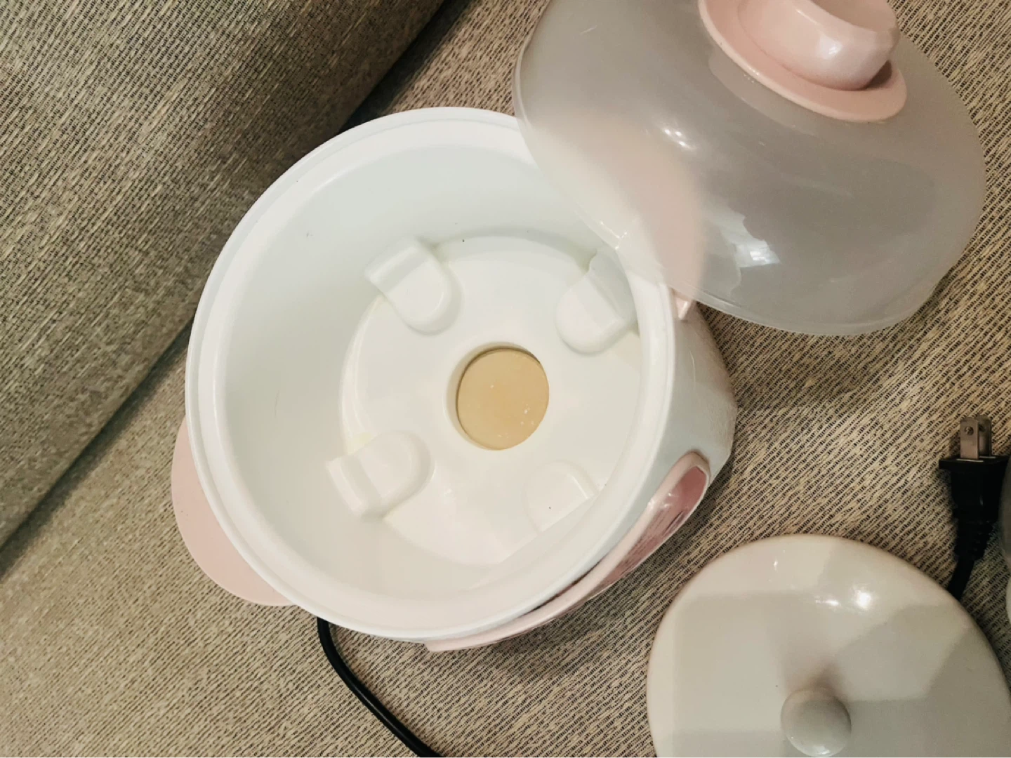 Pink Ceramic Stew Pot - photo 5