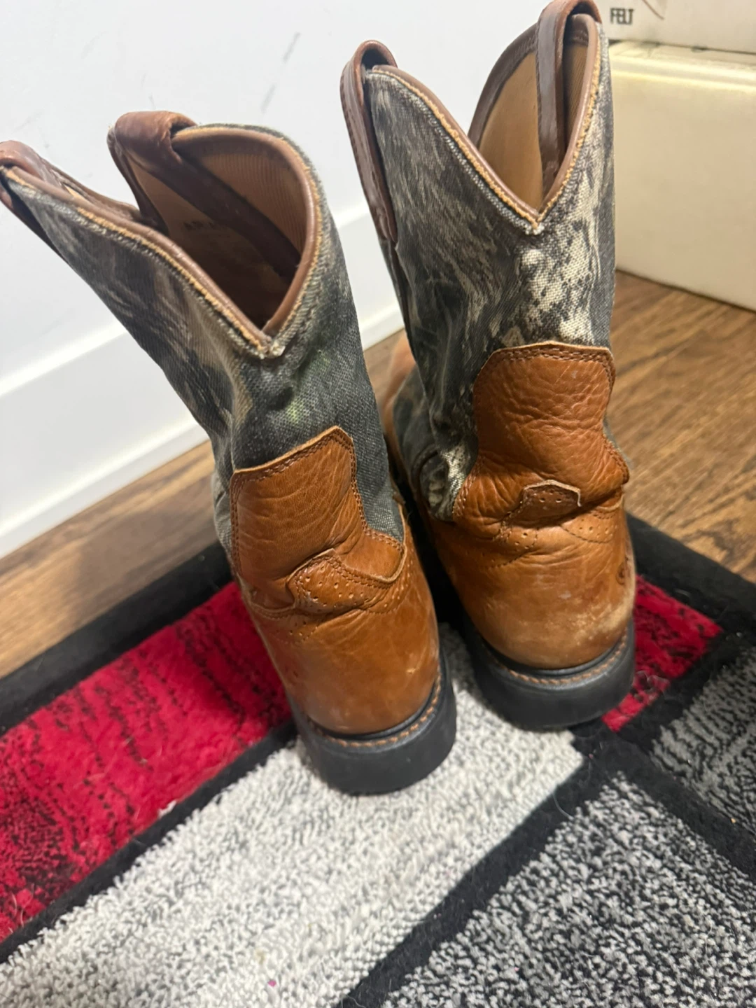 Ariat Waterproof Cowboy Boots Size 11 - photo 5