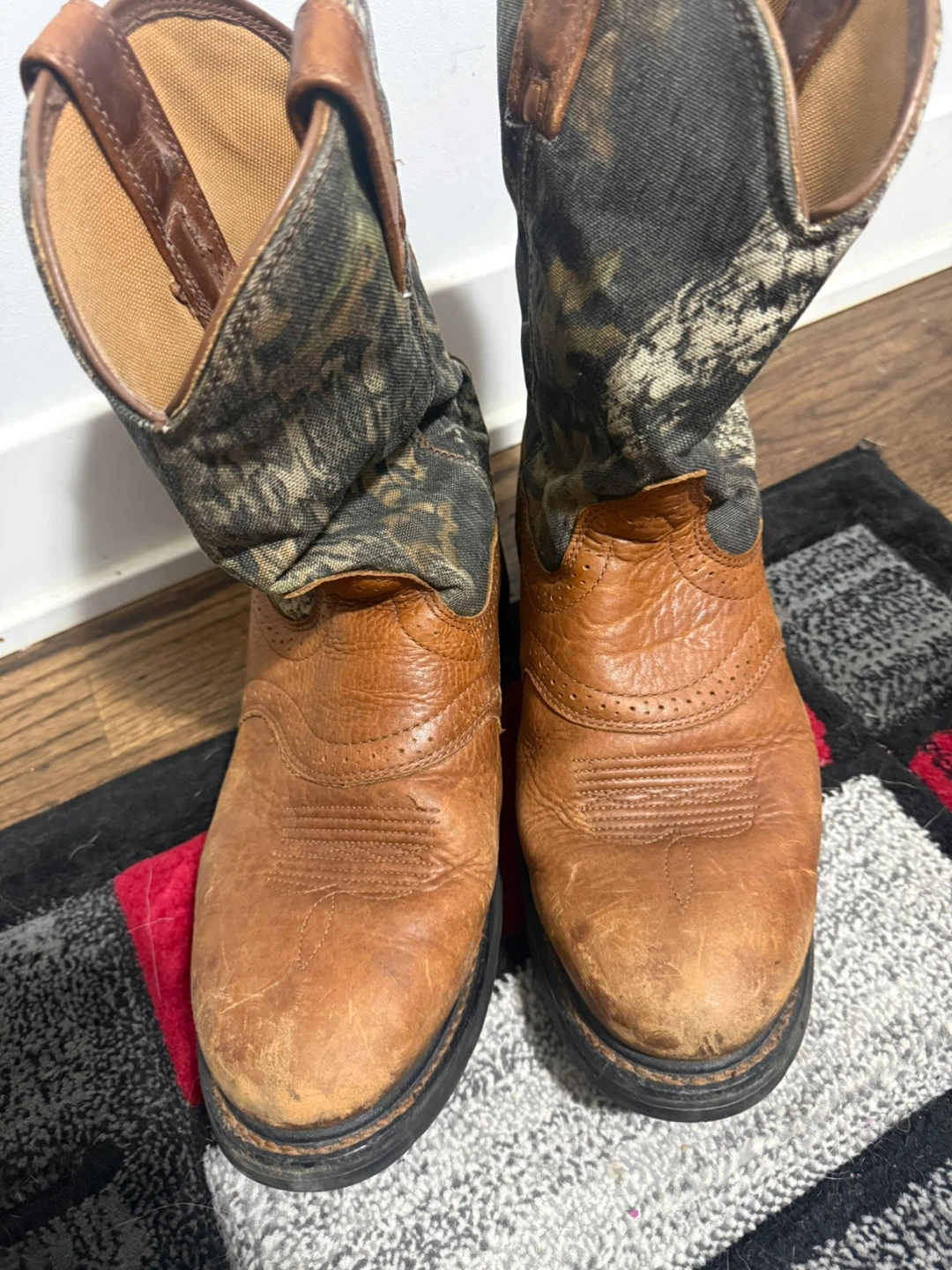 Ariat Waterproof Cowboy Boots Size 11 - photo 3