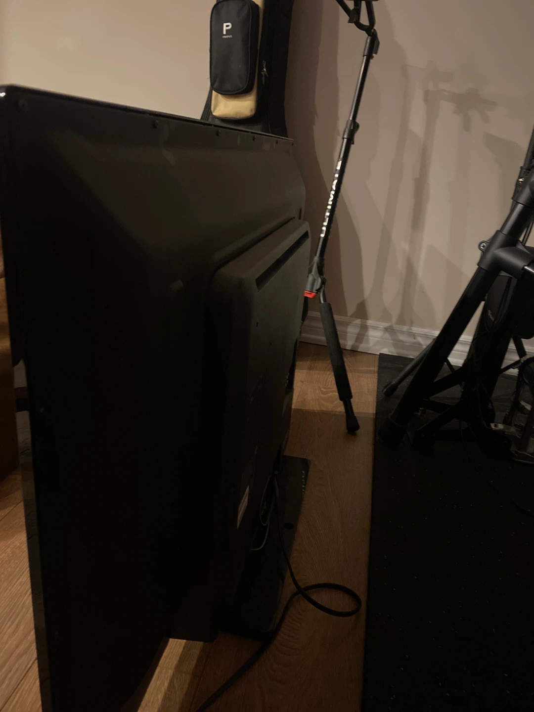 Magnavox Flat Screen TV - photo 3