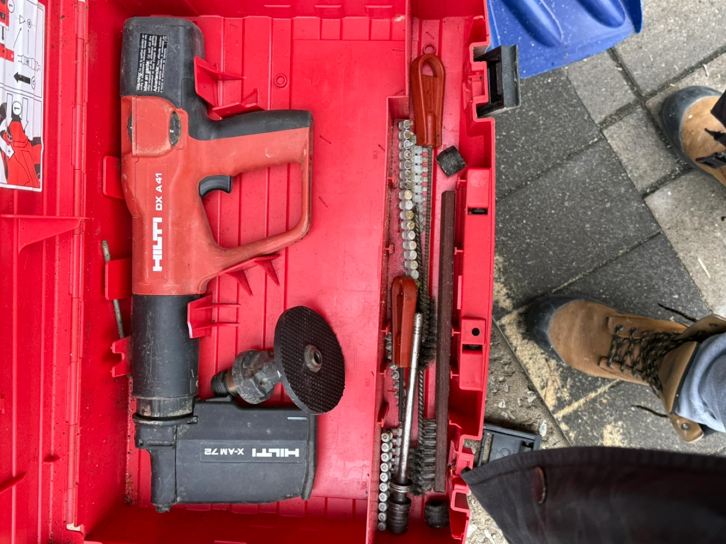 Hilti DX A41 & X-AM 75 Fastening Tool Kit - photo 2