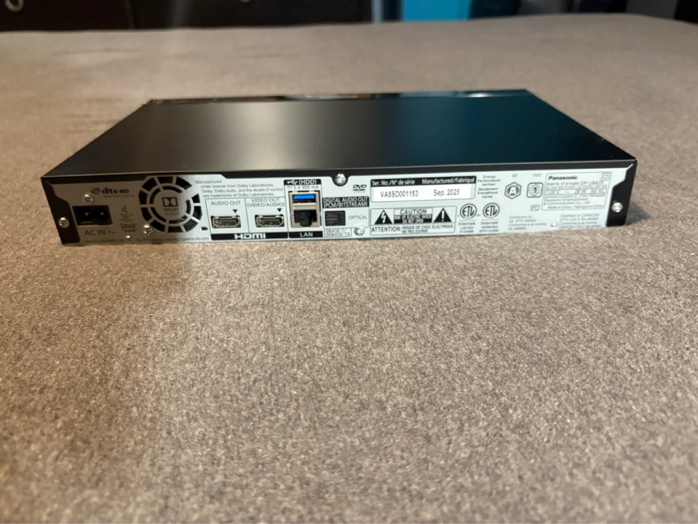 Panasonic DP-UB420 4k Blu Ray Player, (MINT CONDITION) - photo 3
