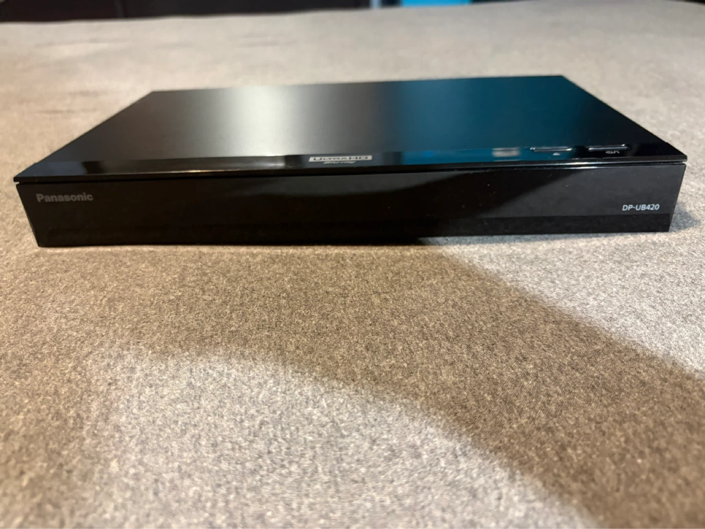 Panasonic DP-UB420 4k Blu Ray Player, (MINT CONDITION) - photo 2