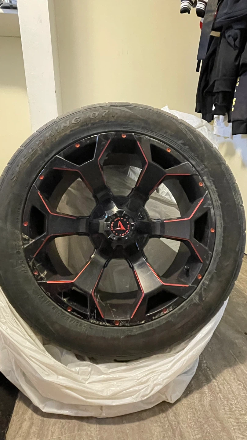 Speed King 295/45ZR20 Tire with Custom Black and Red Rim - photo 4