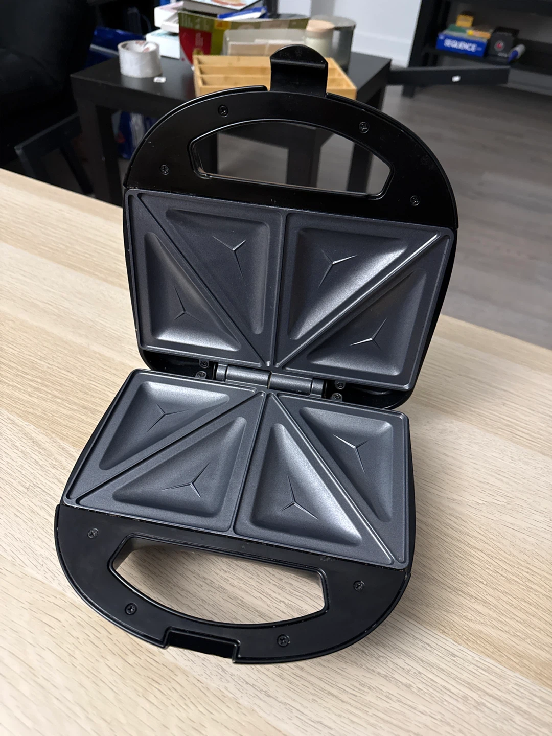 Toastmaster Sandwich Maker - photo 2
