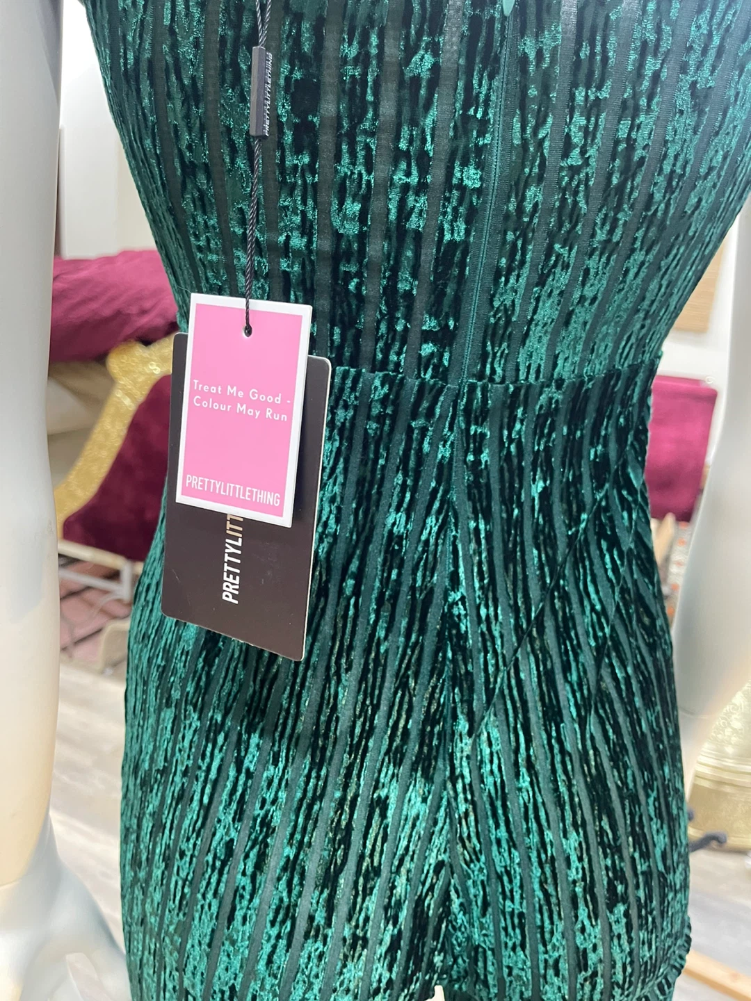 PrettyLittleThing Green Velvet Halter Jumpsuit - photo 5