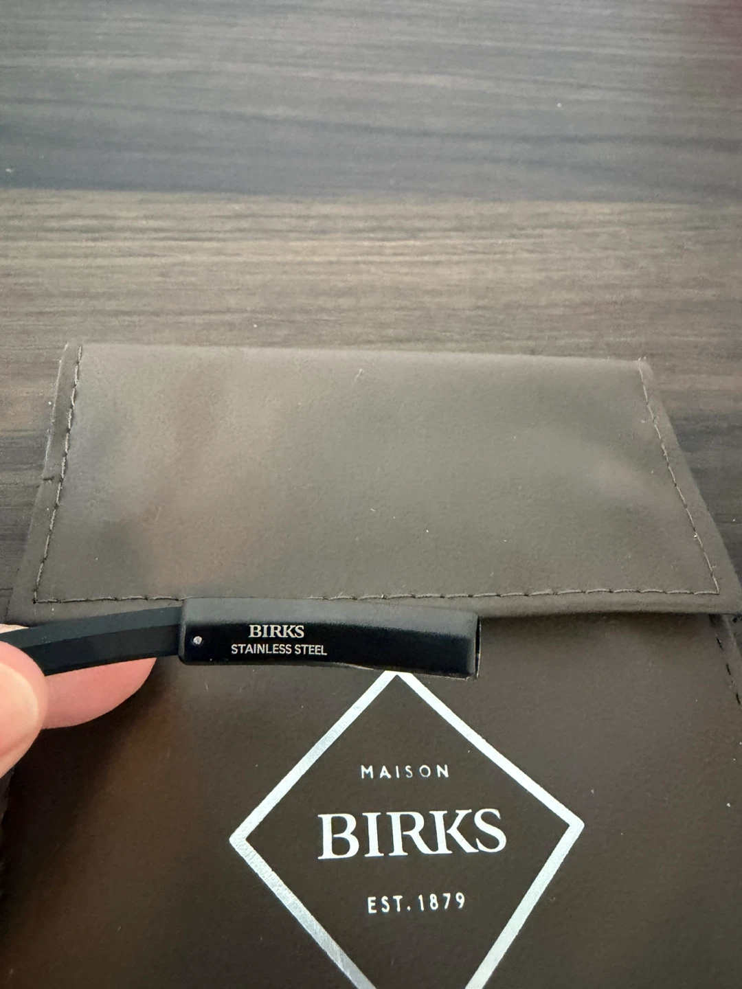 Maison Birks Rubber & Stainless Steel Bracelet with Pouch - photo 3