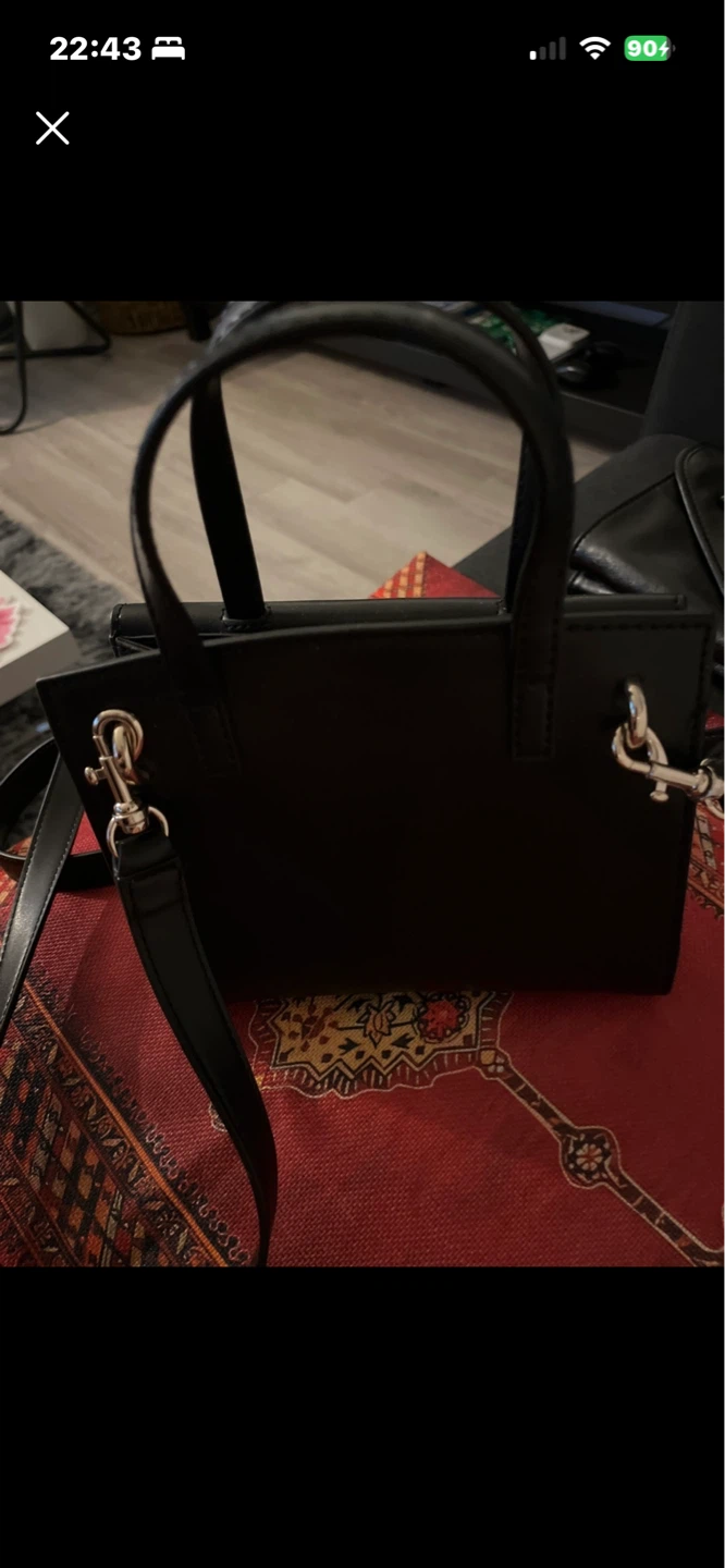 Guess Black Handbag with Silver Accents - photo 4