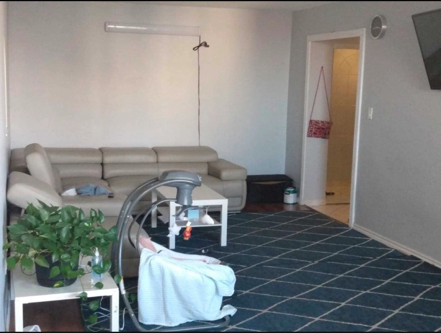 3 BHK Condo available for Rent