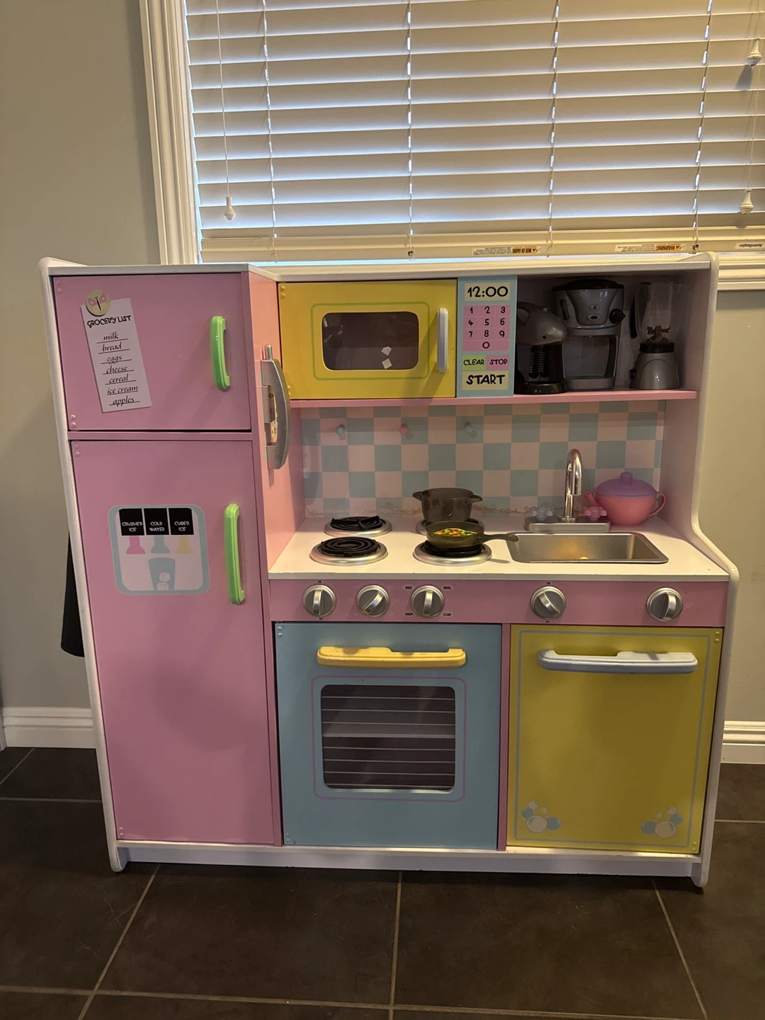 Kids Wooden Play Kitchen with Accessories